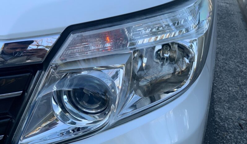 
								Noah Hybrid Pearl full									