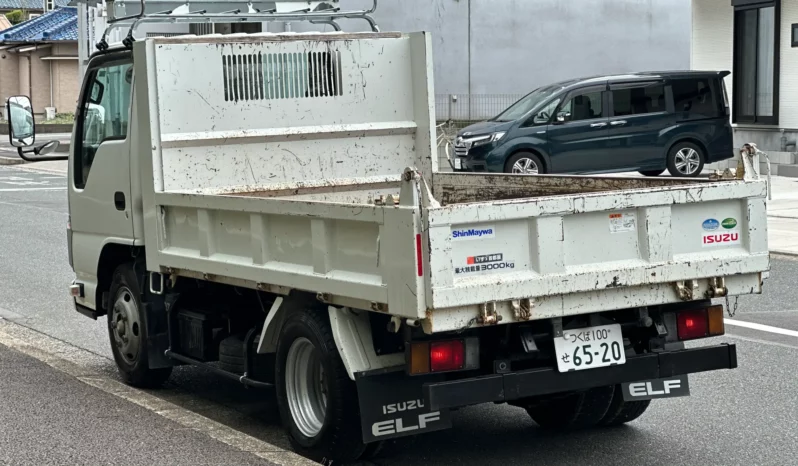 
								Isuzu ELF Truck full									