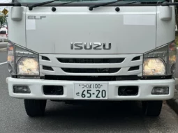 
										Isuzu ELF Truck full									
