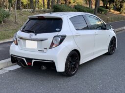 
										Vitz RS GS Pearl full									