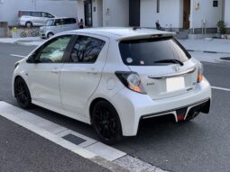 
										Vitz RS GS Pearl full									