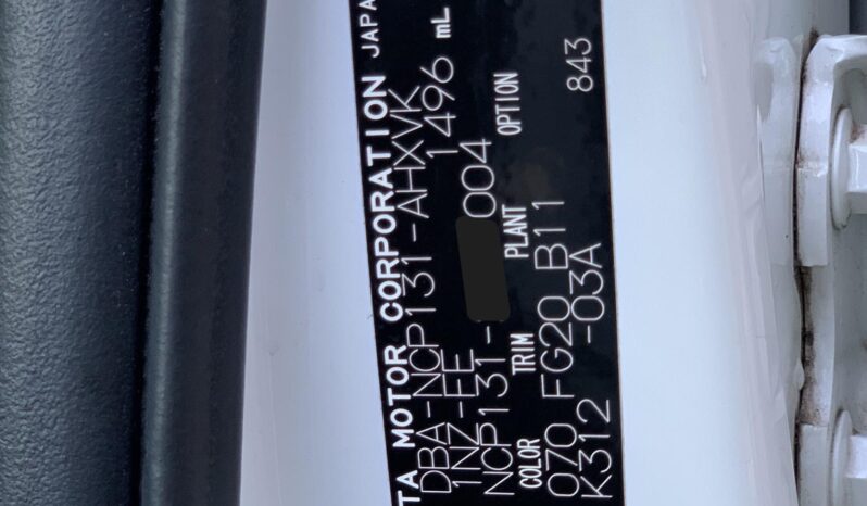 
								Vitz RS GS Pearl full									