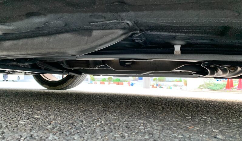 
								Vitz RS GS Pearl full									