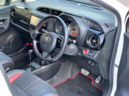 
										Vitz RS GS Pearl full									