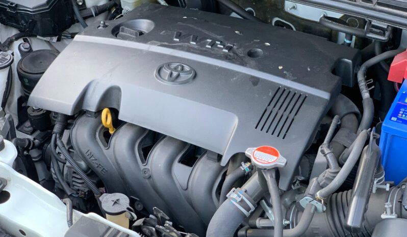 
								Vitz RS GS Pearl full									