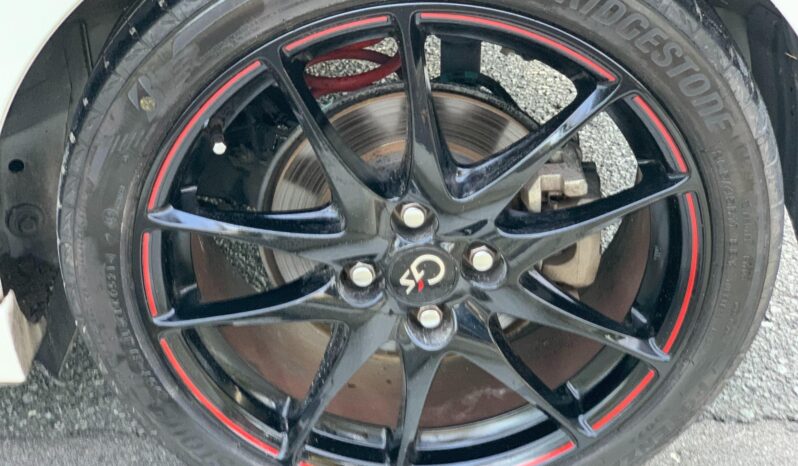 
								Vitz RS GS Pearl full									