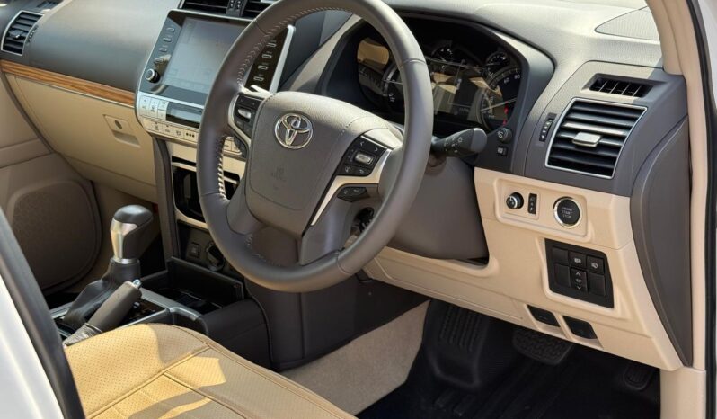 
								LAND CRUISER PRADO TX L PACKAGE full									