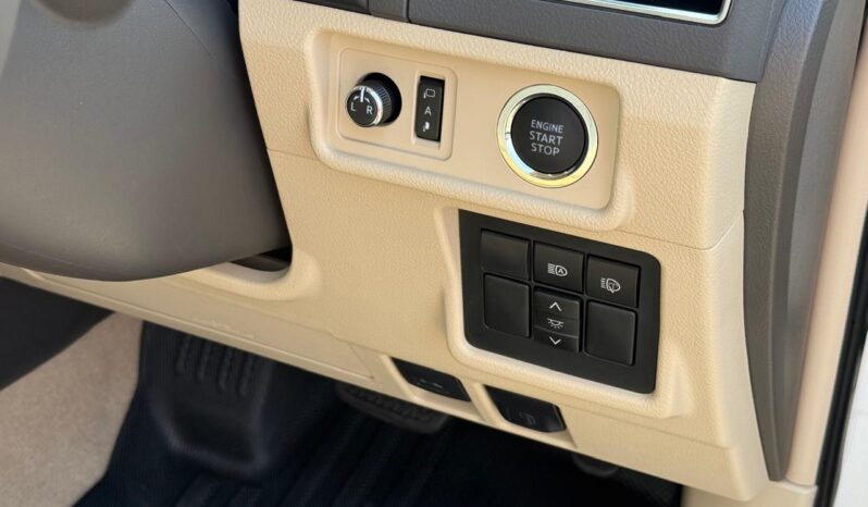 
								LAND CRUISER PRADO TX L PACKAGE full									