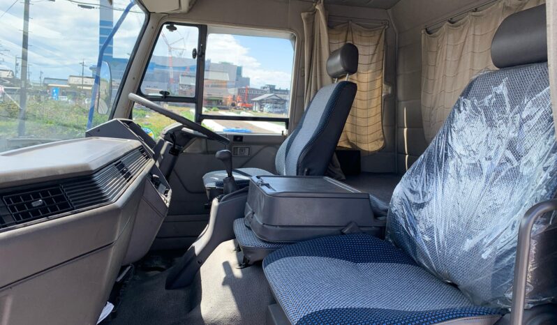 
								MITSUBISHI FUSO TRUCK FK417J full									