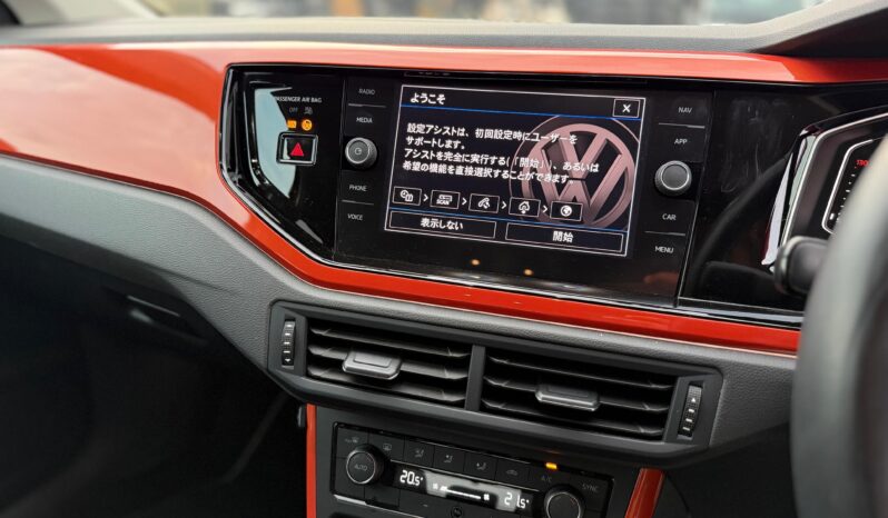 
								VOLKSWAGEN POLO TSI HIGHLINE full									