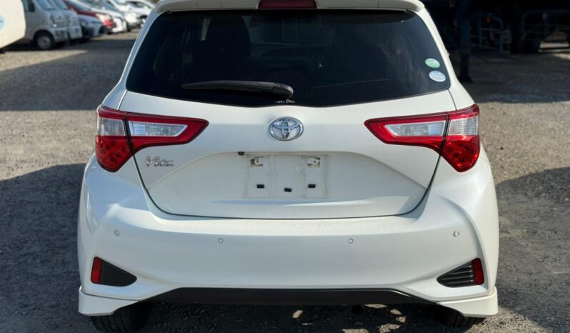 
								TOYOTA VITZ F EDITION II full									