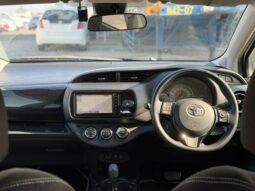 
										TOYOTA VITZ F EDITION II full									