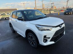 
										TOYOTA RAIZE HYBRID Z full									