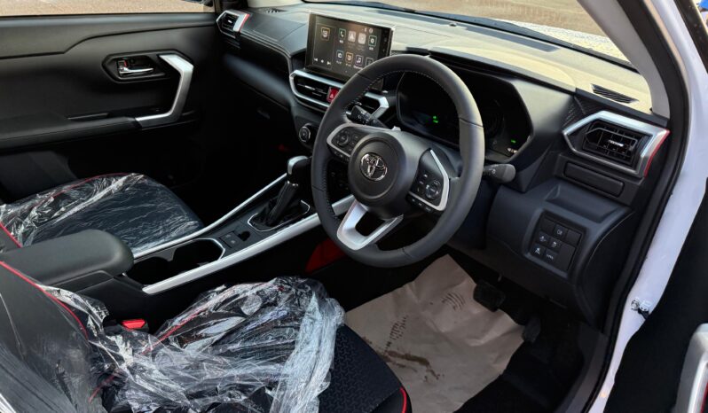 
								TOYOTA RAIZE HYBRID Z full									